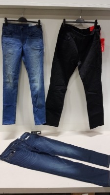 3 X BRAND NEW TRUE RELIGION DENIM JEANS IN BLUE AND BLACK SIZE 28, 40 AND 42