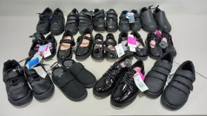45 X PAIRS OF ASSORTED TESCO KIDS SCHOOL SHOES CONTAINING BLACK SCHOOL SHOES IN VARIOUS STYLES AND SIZES (BOYS AND GIRLS) IN 3 TRAYS (NOT INCLUDED) - RRP £7.50-17.50 (TOTAL AVG RRP £562) - NOTE: SIMPLE WIRE SECURITY TAG ON SOME