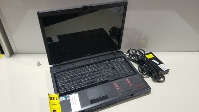 TOSHIBA L350 LAPTOP 17 SCREEN WINDOWS 10 CHARGER