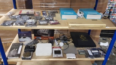 30+ MISC IT LOT CONSISTING 2 X TABLET PCS ANDOID IN ME, TASCAM HIGH QUALITY HDDA MIC PRE-AMP, 3 CD MIDNIGHT MOODS BOX SET, KINGWAY INK CARTRIDGES, ANKER BLUETOOTH WIRELESS KEYBOARD, VARIOUS COMPUTER MEMORY CARDS ETC ON 2 SHELVES