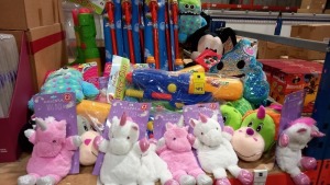 MISC BRAND NEW TOY LOT ON HALF A SHELF VARIOUS PLUSH TOYS, CAMOFLAGE, FACE PAINTING, WATER GUN, MICKY MOUSE; CUSHIONS, BUBBLE SWORD