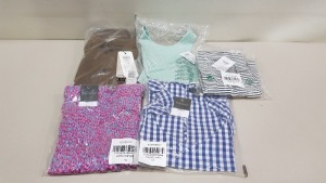 35 PIECE MIXED TOPSHOP CLOTHING LOT CONTAINING TOPSHOP CROP TOP VESTS, SELECTED HOMME SHIRTS, TOPSHOP CHEQUERED TOPS, TOPSHOP PINK SKIRTS, TOPSHOP GREY JUMPERS AND TOPSHOP BLACK TOPS ETC