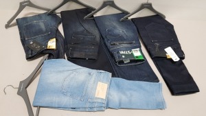 5 X PAIRS OF BRAND NEW G-STAR RAW JEANS IN VARIOUS STYLES & COLOURS IE. LIGHT BLUE, DARK BLUE AND GREY ETC - RRP £400 - SIZE 28
