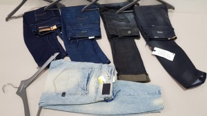 5 X PAIRS OF BRAND NEW G-STAR RAW JEANS IN VARIOUS STYLES & COLOURS IE. LIGHT BLUE, DARK BLUE AND GREY ETC - RRP £400 - SIZE 26