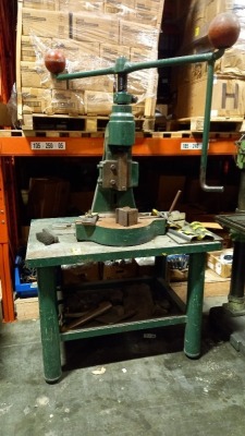 NORTON NO 8 FLY PRESS ON STEEL TABLE
