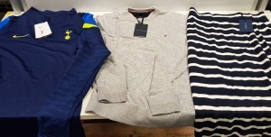 6 PIECE MIXED CLOTHING LOT CONTAINING FARAH TROUSERS SIZE W44 L32, GANT SKIRT SIZE MEDIUM, ALEXANDRE SUIT TROUSERS SIZE 32R, TOMMY HILFIGER TP SIZE XS, NIKE SPORTS TOP SIZE XL, TOMMY HILFIGER TOP SIZE XS