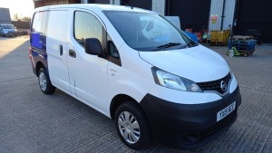 WHITE NISSAN NV200 ACENTA DCI DIESEL PANEL VAN Reg: YX15WCE Mileage: 91488 Details: WITH KEY WITH LOGBOOK MOT UNTIL 18/7/22