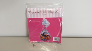 216 X PACKS OF 2 CUPCAKE GIFT BAG KITS - IN 3 CARTONS