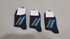 220 X BRAND NEW TOPSHOP ANKLE SOCKS IN ONE SIZE