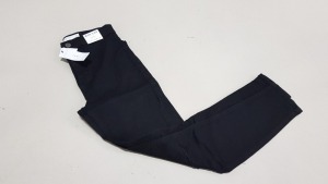 20 X BRAND NEW TOPSHOP JAMIE BLACK DENIM JEANS UK SIZE 10 RRP £46.00 (TOTAL RRP £920.00)