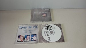 75 X BRAND NEW FANTAZIA THE REMIXERS CDS BY TONY DE VIT