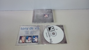 75 X BRAND NEW FANTAZIA THE REMIXERS CDS BY TONY DE VIT