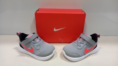 6 X BRAND NEW NIKE REVOLUTIONS 5 TRAINERS IN GREY AND WHITE WITH ORANGE TICK - SIZE UK 6.5 (KIDS)