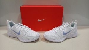 5 X BRAND NEW NIKE TODOS RUNNING TRAINERS IN WHITE - SIZE UK 6