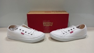 8 X BRAND NEW LEVI'S MALIBU BEACH S TRAINERS IN BRILLIANT WHITE - SIZE UK 6