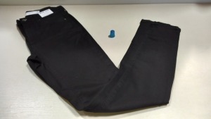 27 X BRAND NEW TOPSHOP LEIGH JEANS IN BLACK ( SIZE UK 8 W26 - L32)