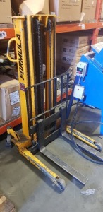 FORMULA RM 520 PEDESTRIAN HIGH LIFT PALLET TRUCK