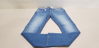 20 X BRAND NEW JACK & JONES ORIGINALS BLUE DENIM JEANS IN SIZE 34/32 RRP £30.00 (TOTAL RRP £600.00)