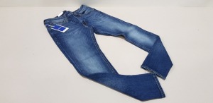 15 X BRAND NEW JACK & JONES BLUE DENIM JEANS SIZE 32/30 AND 32/34