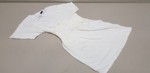 20 X BRAND NEW TOPSHOP WOMANS DRESS IN WHITE ( SIZE UK 12)