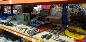 MISC LOT TO CONTAIN WORKONE PNEUMATIC AIR SHEARS , WOOD ADHEASIVE , BOLT CUTTERS , HAND TOOLS ETC ( O FULL SHELF )