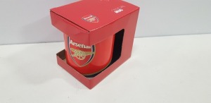 28 X BRAND NEW OFFICIAL ARSENAL CUPS ( RRP £5.99)