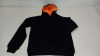 20 X BRAND NEW PANINI CHILDS HOODED JUMPERS IN BLACK/ ORNAGE IN SIZE ( UK 9/10 )