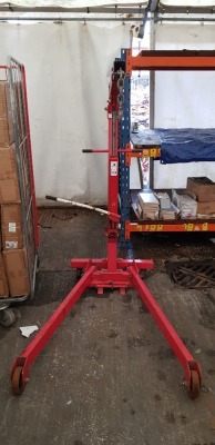 1 X CLARKE STRONG ARM HYDRAULIC ENGINE HOIST ( 1 TONNE) WITH EXTENTABLE BEAM , ( COMES WITH HOOK CHAIN