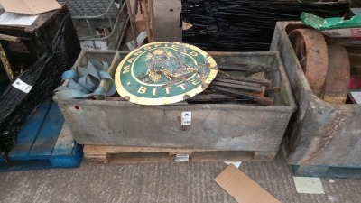 MISC LOT INCLUDING METAL RODS , SALTER PULLING SCALE , MANSFIELD BITTER SIGN , RATCHET STRAPS AND OTHER VARIOUS METAL COMPONENTS