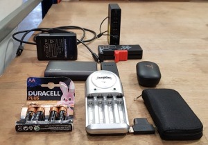 MISC PHOTOGRAPHY LOT IE. 1 X SOUNDCORE EARPHONE, SONY AC ADAPTER, SANDSTROM POWER BANK, BT-168 BATTERY TESTER, ENERGISER BATTERY CHARGER, LI-ION BATTERY CHARGER, ANKER IQ 9 PORT CHARGING UNIT PLUS 8 MICRO SD / MEMORY CARDS 4GB TO 128GB IN A CASE