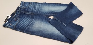 10 X BRAND NEW JACK & JONES BLUE DENIM JEANS IN VARIOUS SIZES