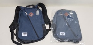 12 X BRAND NEW TAPOUT NAVY BACKPACKS RRP £29.99 (TOTAL RRP £359.88)