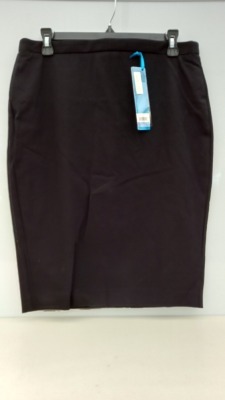 11 X BRAND NEW SPANX SLIMMING SKIRT IN BOLD BLACK IN VARIOUS SIZES TO INCLUDE (10) (8) (6) RRP $88.00 PP (RRP$968 WHOLE LOT )