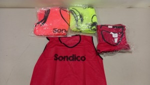 110 X BRAND NEW SONDICO BIBS IN VARIOUS COLOURS & YOUTH SIZES (11 X PACKS OF 10)