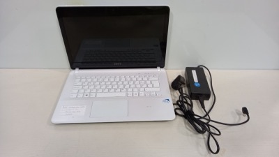 SONY SVF142 C29M LAPTOP WITH WINDOWS 10 - 320GB HARD DRIVE ALSO COMES WITH CHARGER