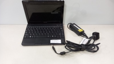 TOSHIBA NB510 LAPTOP WITH 320GB HARD DRIVE AND WINDOWS 10 ALSO COMES WITH CHARGER