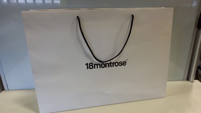 200 X BRAND NEW 18 MONTROSE XL PAPER CARRIER BAGS WITH (SIZE 630 X 150 X 450MM ) IN 4 BOXES