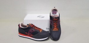 8 X BRAND NEW SAUCONY ORIGINALS JAZZ 81 BERRY AND GREY COLOURED TRAINERS 4 X UK SIZE 11, 4 X UK SIZE 10