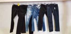 6 X BRAND NEW TOMMY HILFIGER DENIM JEANS IN VARIOUS STYLES AND SIZES