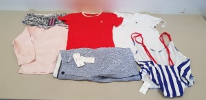 25 X PIECE MIXED JACK WILLS WOMENS CLOTHIING LOT CONTAINING VARIOUS T-SHIRTS, DENIM SHORTS,VESTS, SKIRTS AND SHIRTS ETC