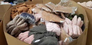 500 + PIECE MIXED CLOTHING LOT CONTAINING PINK FUR HOODED JUMPERS, BROWN FUR BUTTONED JUMPERS, GREY FUR BOTTONED JUMPERS, BLUE BRAS AND KHAKI HOODED JUMPERS ETC