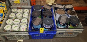 46 PIECE MIXED LOT CONTAINING DULUX EASY CARE BATHROOM PAINT, JOHNSTONES FEATURE WALL MATT, DULUX EASY CARE KICTHEN PAINT AND VARIOUS CUPRINOL GARDEN SHADES ETC