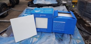 400 X BRAND NEW WHITE WALL TILES 20CM X 20CM (IN 20 BOXES)(EACH BOX COVERS 1 SQUARE METRE) (20 SQUARE METRE)