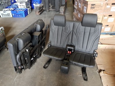 2 X NEAR NEW BMW X5 F15 (2019) MANUAL 3RD ROW DOUBLE SEATS WITH (CENTRE CUP HOLDERS AND AC) (PLEASE NOTE THERE IS SOME MINOR MARKINGS / RIPS ON SEATS)