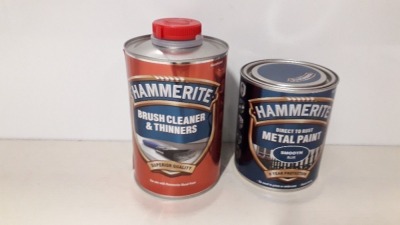 25 X BRAND NEW PAINT AND THINNER LOT TO INCLUDE 20 X HAMMERITE DIRECT TO RUST METAL PAINT ( SMOOTH BLUE ) 750 ML AND 5 X HAMMERITE BRUSH CLEANER AND THINNERS - 1L