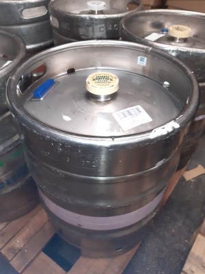 1 X SEALED JOHN SMITH'S EXTRA SMOOTH BEER - ALC 3.6 % VOL - CONTAINS 50 LITRE BARREL - EXP DATE 14 NOV 2022