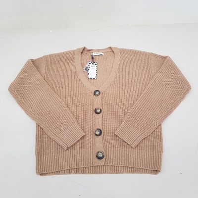 32 X BRAND NEW PIECES KNIT CARDIGANS ( IN TAN COLOUR ) ALL IN XS