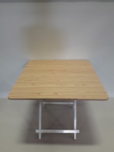 6 X LIGHT OAK COLOURED SQUARE TABLES SIZE - 80CM - (NOTE: FACTORY SECONDS SOME VENEER MAY BE LIFTING, MINOR SCRATCHES) - BOXED