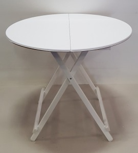 7 X WHITE COLOURED CIRCLE TABLES SIZE - 80CM DIAMETER - (NOTE: FACTORY SECONDS SOME VENEER MAY BE LIFTING, MINOR SCRATCHES) - BOXED