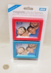 1000+ PIECE LOT TO INCLUDE MAGNETIC PHOTO FRAMES (3 X4 ) COMES IN BLUE AND RED , COMES IN A FULL PALLET